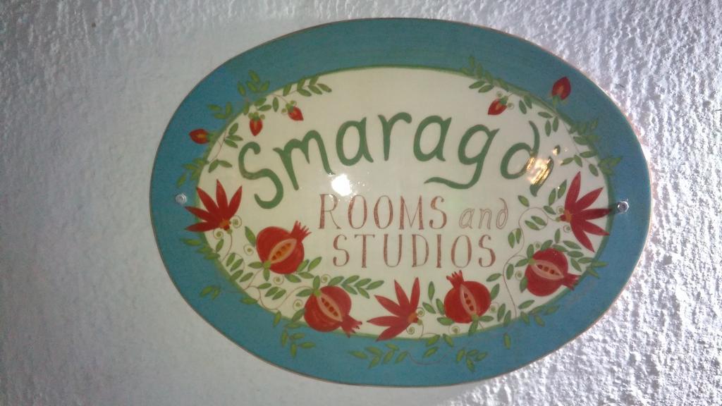 Smaragdi Rooms And Studios Szkópelosz Kültér fotó